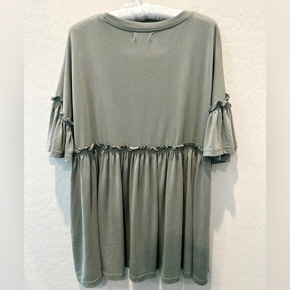IN LOOM | Muted Sage Green Babydoll Top Ruffle Sleeve Tiered Blouse | Size Small - Picture 4 of 7